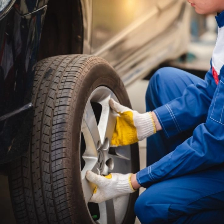 دليل PowerTire.sa للعلامات التي تشير إلى الحاجة إلى إطارات جديدة.